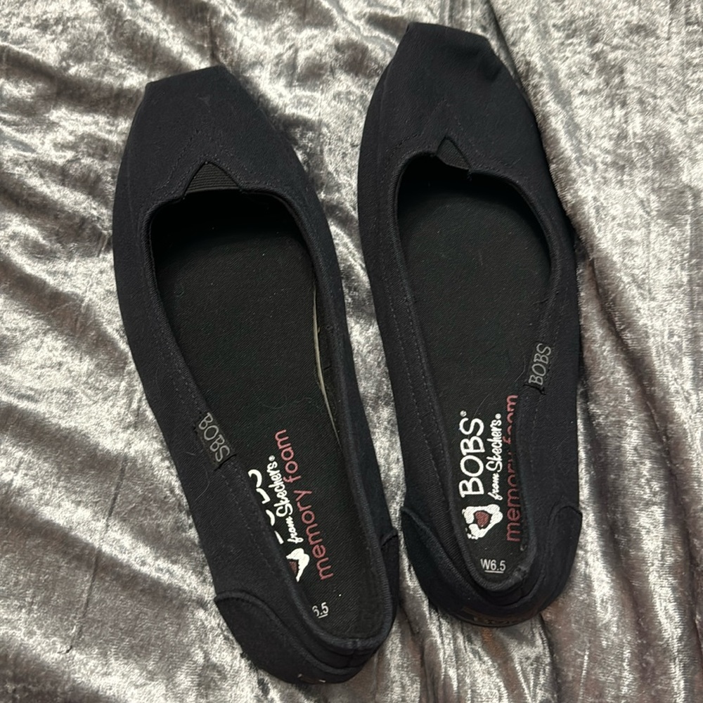 BOBS MEMORY FOAM FLATS SZ 6.5